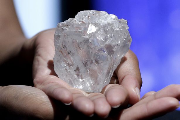 1109-carat-rough-Lesedi-La-Rona-diamond